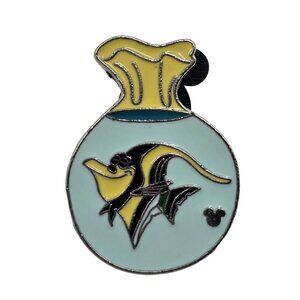 Disney - Finding Nemo Gill Cast Lanyard Trading Pin